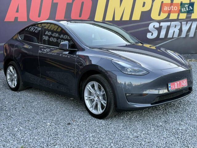 Сірий Тесла Model Y, об'ємом двигуна 0 л та пробігом 68 тис. км за 24499 $, фото 5 на Automoto.ua