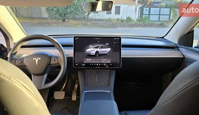 Серый Тесла Model Y, объемом двигателя 0 л и пробегом 1 тыс. км за 38000 $, фото 17 на Automoto.ua