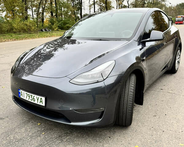 Тесла Model Y 2023 в Белой Церкве на Automoto.ua Серый Тесла Model Y, объемом двигателя 0 л и пробегом 19 тыс. км за 26900 $, фото 2 на Automoto.ua