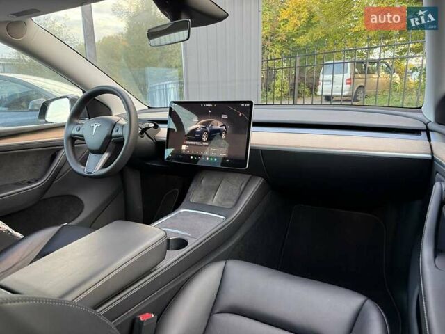 Сірий Тесла Model Y, об'ємом двигуна 0 л та пробігом 25 тис. км за 26900 $, фото 27 на Automoto.ua