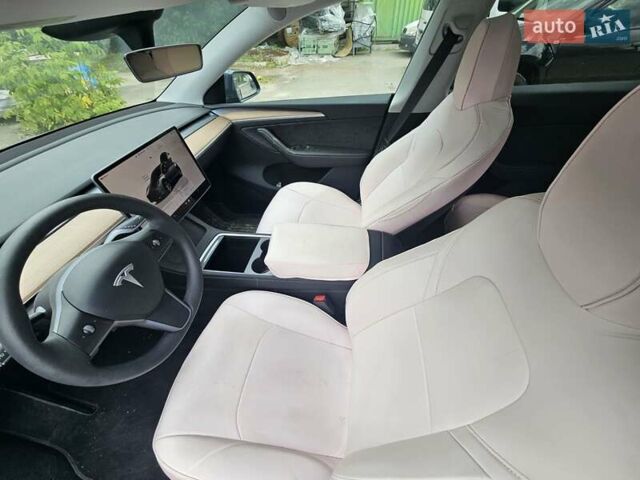 Сірий Тесла Model Y, об'ємом двигуна 0 л та пробігом 29 тис. км за 29900 $, фото 25 на Automoto.ua