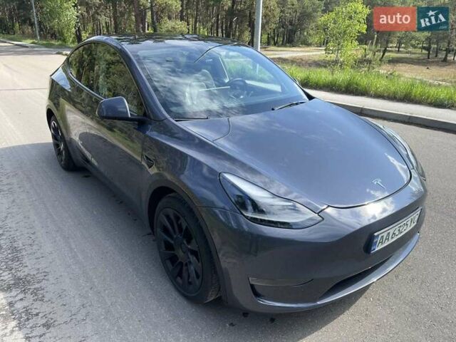 Серый Тесла Model Y, объемом двигателя 0 л и пробегом 42 тыс. км за 27500 $, фото 28 на Automoto.ua