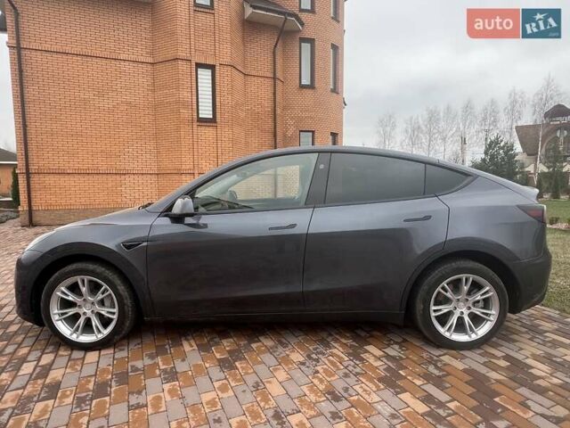 Сірий Тесла Model Y, об'ємом двигуна 0 л та пробігом 9 тис. км за 29900 $, фото 8 на Automoto.ua