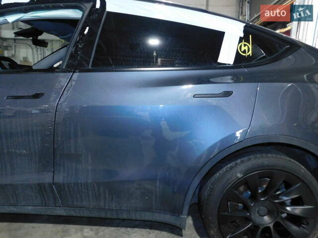 Серый Тесла Model Y, объемом двигателя 0 л и пробегом 41 тыс. км за 25500 $, фото 18 на Automoto.ua