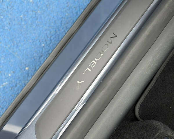 Сірий Тесла Model Y, об'ємом двигуна 0 л та пробігом 73 тис. км за 30000 $, фото 27 на Automoto.ua