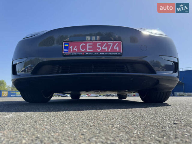 Серый Тесла Model Y, объемом двигателя 0 л и пробегом 28 тыс. км за 29000 $, фото 21 на Automoto.ua