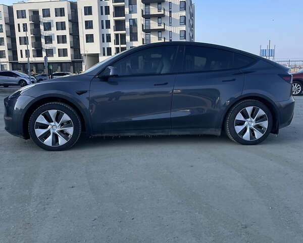 Сірий Тесла Model Y, об'ємом двигуна 0 л та пробігом 43 тис. км за 28500 $, фото 47 на Automoto.ua