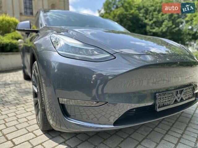 Серый Тесла Model Y, объемом двигателя 0 л и пробегом 55 тыс. км за 25100 $, фото 7 на Automoto.ua