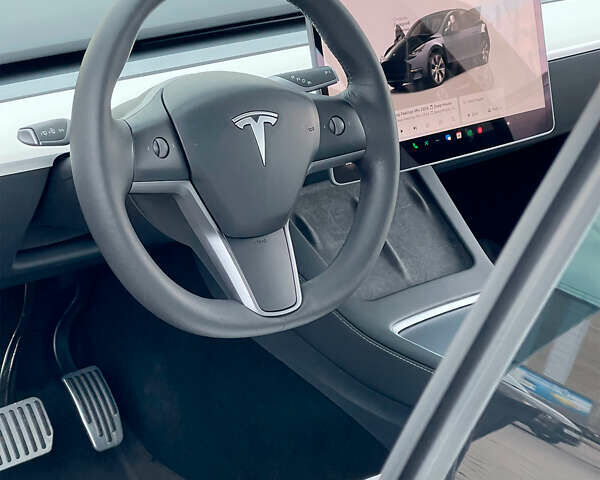 Сірий Тесла Model Y, об'ємом двигуна 0 л та пробігом 25 тис. км за 35400 $, фото 7 на Automoto.ua