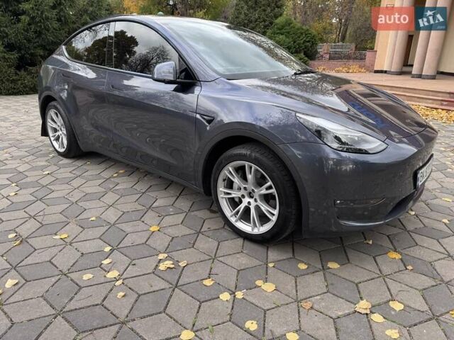 Тесла Model Y 2023 в Ровно на Automoto.ua Серый Тесла Model Y, объемом двигателя 0 л и пробегом 30 тыс. км за 30000 $, фото 14 на Automoto.ua