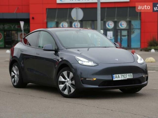 Серый Тесла Model Y, объемом двигателя 0 л и пробегом 50 тыс. км за 33900 $, фото 27 на Automoto.ua
