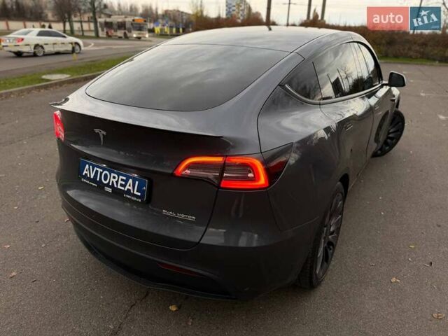 Сірий Тесла Model Y, об'ємом двигуна 0 л та пробігом 70 тис. км за 31500 $, фото 24 на Automoto.ua