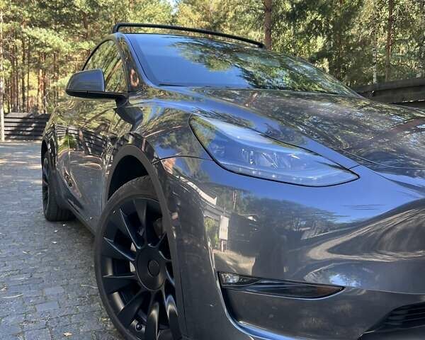 Серый Тесла Model Y, объемом двигателя 0 л и пробегом 17 тыс. км за 33900 $, фото 12 на Automoto.ua