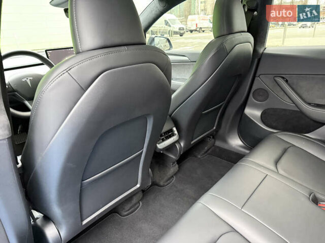 Сірий Тесла Model Y, об'ємом двигуна 0 л та пробігом 73 тис. км за 30000 $, фото 18 на Automoto.ua