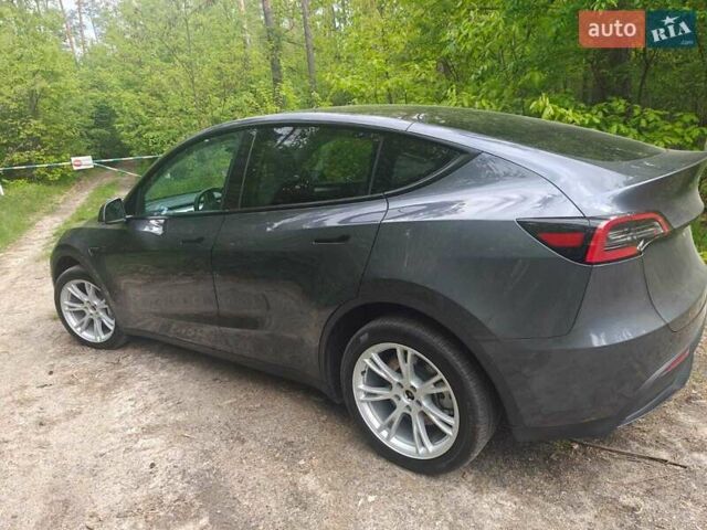 Серый Тесла Model Y, объемом двигателя 0 л и пробегом 17 тыс. км за 28777 $, фото 5 на Automoto.ua
