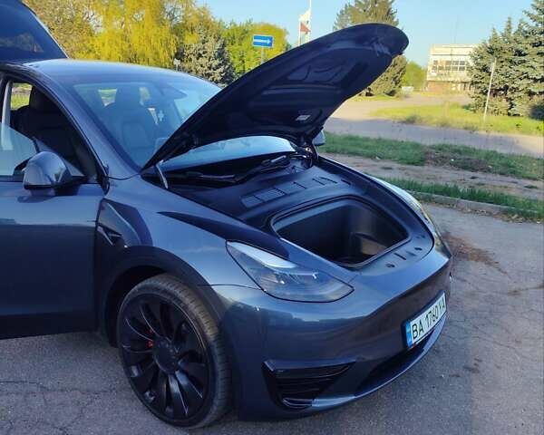 Серый Тесла Model Y, объемом двигателя 0 л и пробегом 34 тыс. км за 38300 $, фото 16 на Automoto.ua