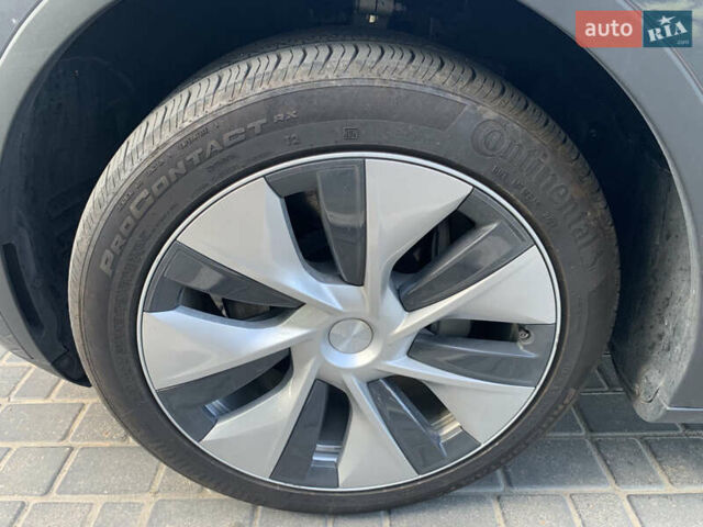 Сірий Тесла Model Y, об'ємом двигуна 0 л та пробігом 31 тис. км за 24800 $, фото 6 на Automoto.ua
