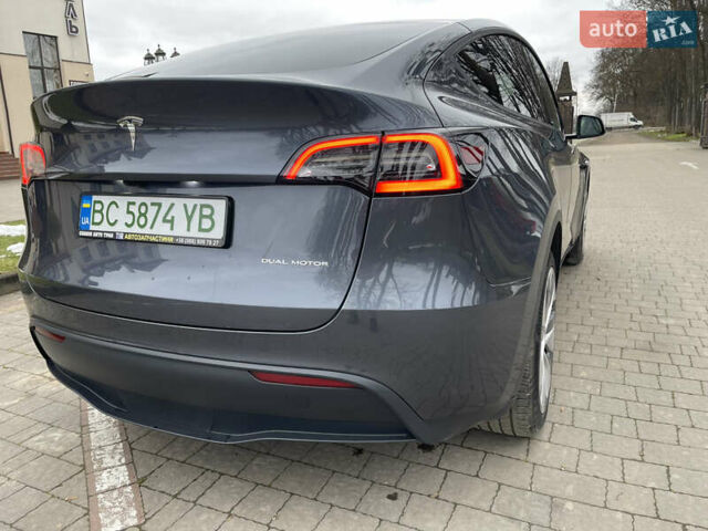 Серый Тесла Model Y, объемом двигателя 0 л и пробегом 35 тыс. км за 29200 $, фото 13 на Automoto.ua