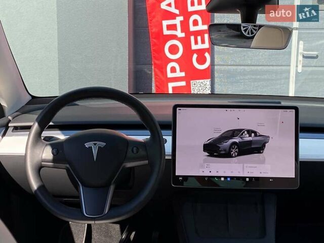 Серый Тесла Model Y, объемом двигателя 0 л и пробегом 32 тыс. км за 31999 $, фото 16 на Automoto.ua