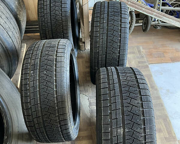 Серый Тесла Model Y, объемом двигателя 0 л и пробегом 25 тыс. км за 42999 $, фото 4 на Automoto.ua