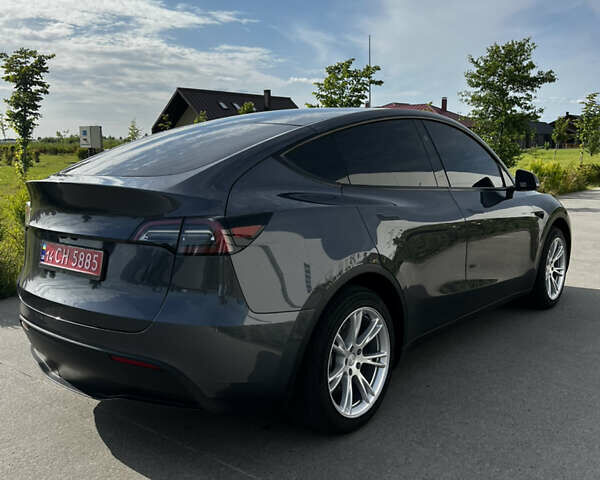 Сірий Тесла Model Y, об'ємом двигуна 0 л та пробігом 23 тис. км за 25600 $, фото 19 на Automoto.ua