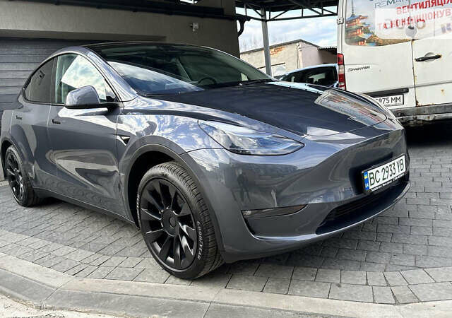 Серый Тесла Model Y, объемом двигателя 0 л и пробегом 6 тыс. км за 38500 $, фото 1 на Automoto.ua