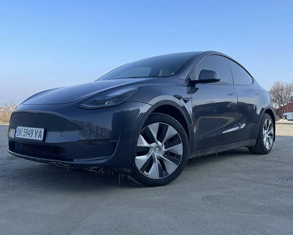 Сірий Тесла Model Y, об'ємом двигуна 0 л та пробігом 43 тис. км за 28500 $, фото 99 на Automoto.ua