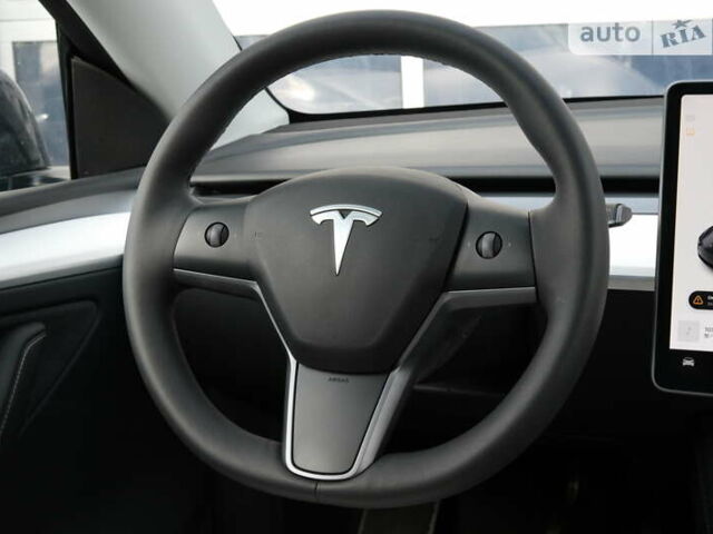 Серый Тесла Model Y, объемом двигателя 0 л и пробегом 4 тыс. км за 39900 $, фото 38 на Automoto.ua