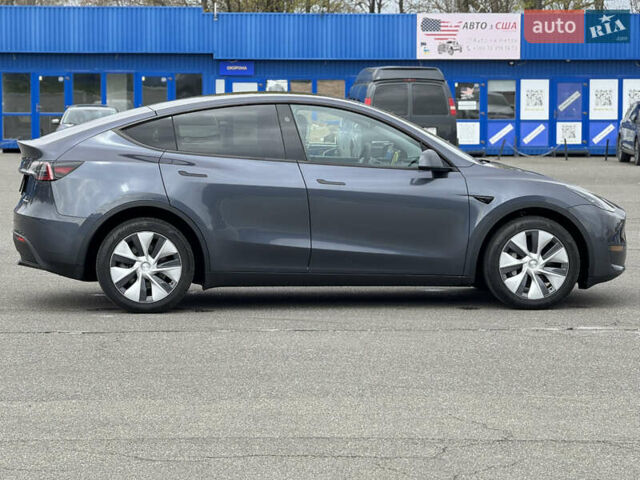 Серый Тесла Model Y, объемом двигателя 0 л и пробегом 10 тыс. км за 27900 $, фото 10 на Automoto.ua