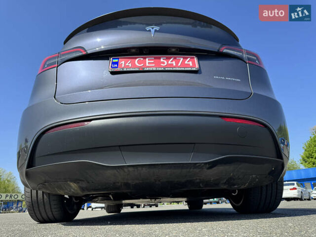 Серый Тесла Model Y, объемом двигателя 0 л и пробегом 28 тыс. км за 29000 $, фото 20 на Automoto.ua