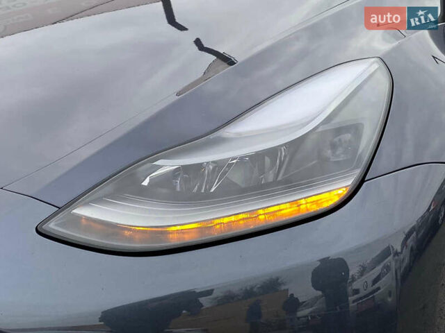 Серый Тесла Model Y, объемом двигателя 0 л и пробегом 26 тыс. км за 39000 $, фото 32 на Automoto.ua