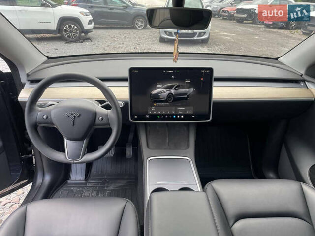 Серый Тесла Model Y, объемом двигателя 0 л и пробегом 41 тыс. км за 27500 $, фото 10 на Automoto.ua