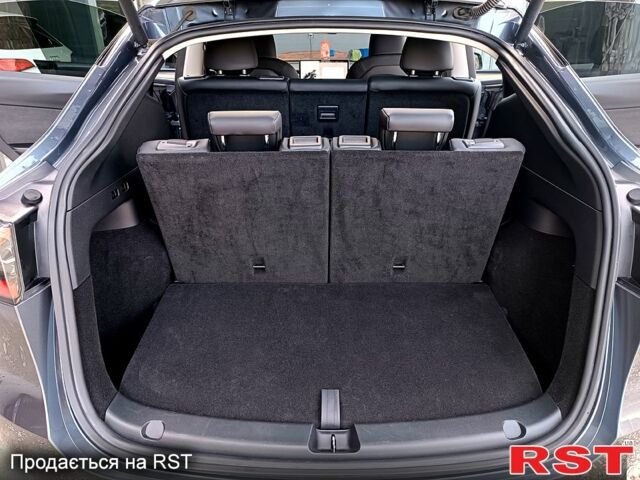Серый Тесла Model Y, объемом двигателя 0.33 л и пробегом 43 тыс. км за 33333 $, фото 8 на Automoto.ua