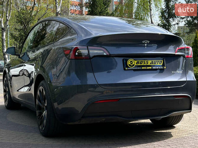 Серый Тесла Model Y, объемом двигателя 0 л и пробегом 16 тыс. км за 28999 $, фото 3 на Automoto.ua