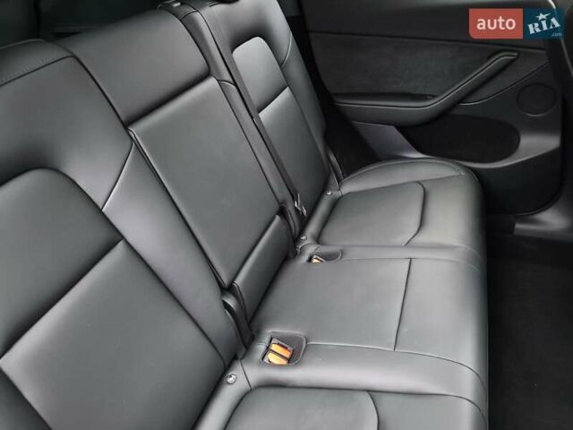 Сірий Тесла Model Y, об'ємом двигуна 0 л та пробігом 14 тис. км за 28000 $, фото 4 на Automoto.ua