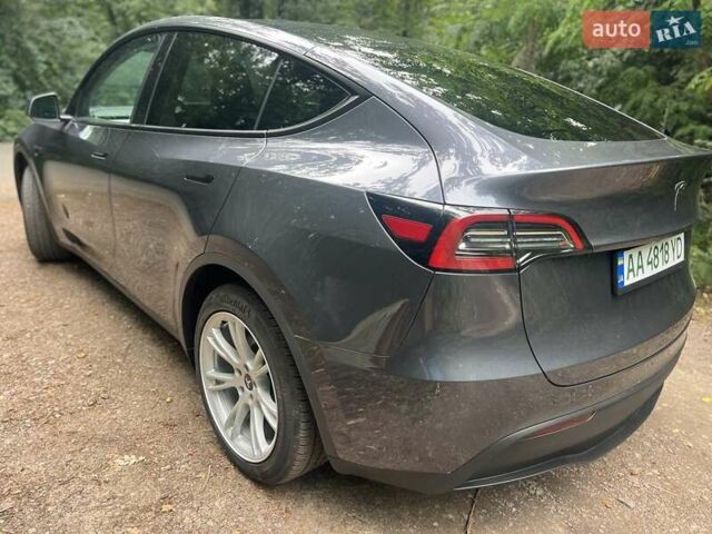 Серый Тесла Model Y, объемом двигателя 0 л и пробегом 25 тыс. км за 25000 $, фото 1 на Automoto.ua