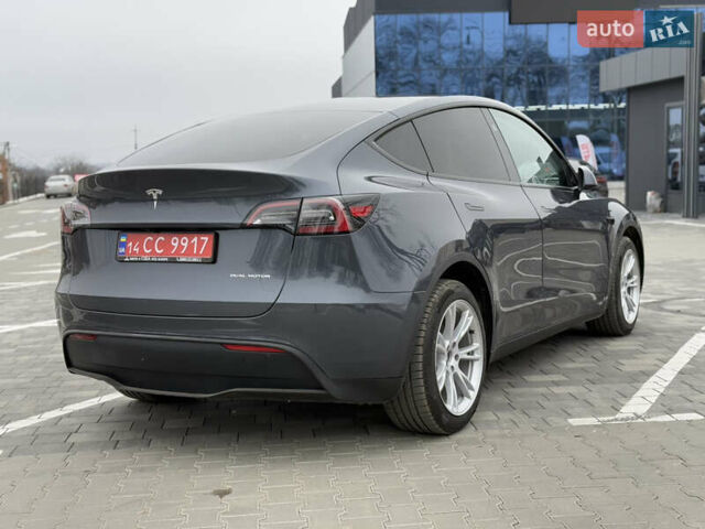 Серый Тесла Model Y, объемом двигателя 0 л и пробегом 27 тыс. км за 29500 $, фото 7 на Automoto.ua