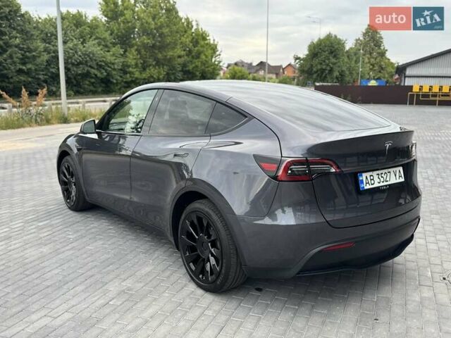Сірий Тесла Model Y, об'ємом двигуна 0 л та пробігом 17 тис. км за 35999 $, фото 5 на Automoto.ua