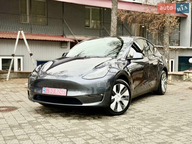 Сірий Тесла Model Y, об'ємом двигуна 0 л та пробігом 35 тис. км за 27999 $, фото 10 на Automoto.ua