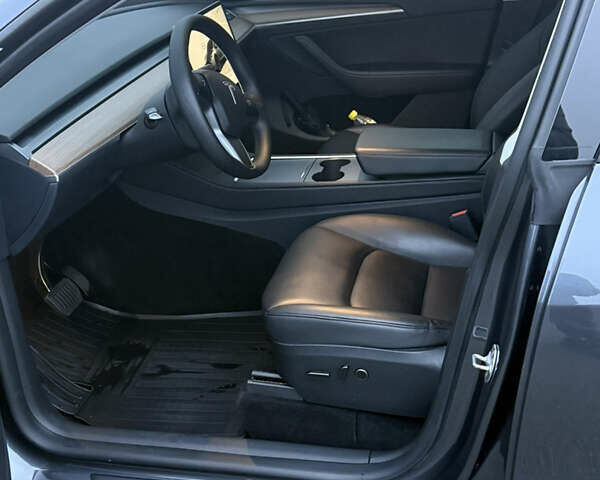 Сірий Тесла Model Y, об'ємом двигуна 0 л та пробігом 34 тис. км за 35000 $, фото 14 на Automoto.ua