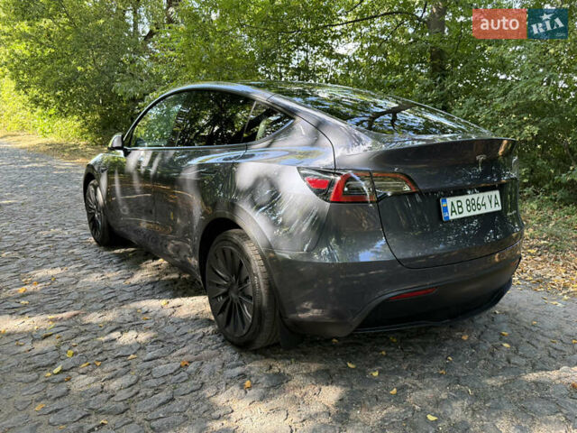 Серый Тесла Model Y, объемом двигателя 0 л и пробегом 32 тыс. км за 26500 $, фото 3 на Automoto.ua