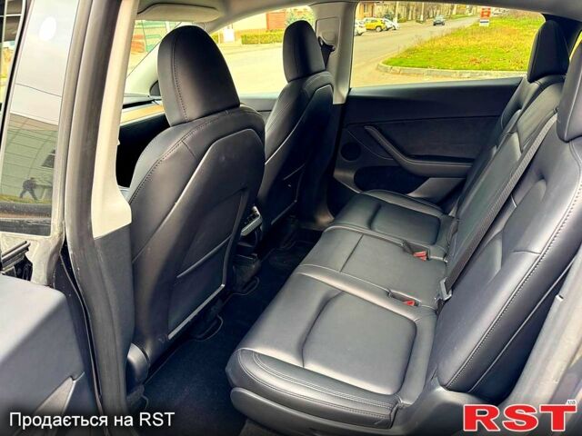 Сірий Тесла Model Y, об'ємом двигуна 0 л та пробігом 30 тис. км за 32000 $, фото 8 на Automoto.ua