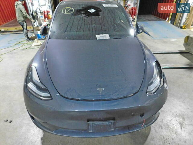 Серый Тесла Model Y, объемом двигателя 0 л и пробегом 41 тыс. км за 25500 $, фото 23 на Automoto.ua