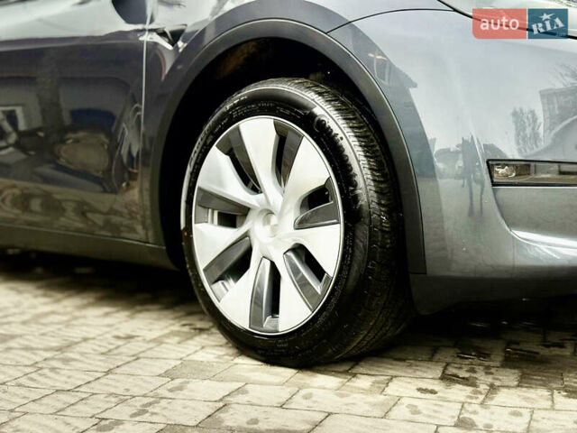 Сірий Тесла Model Y, об'ємом двигуна 0 л та пробігом 35 тис. км за 27999 $, фото 19 на Automoto.ua