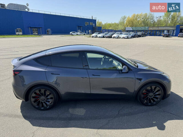 Серый Тесла Model Y, объемом двигателя 0 л и пробегом 28 тыс. км за 29000 $, фото 26 на Automoto.ua