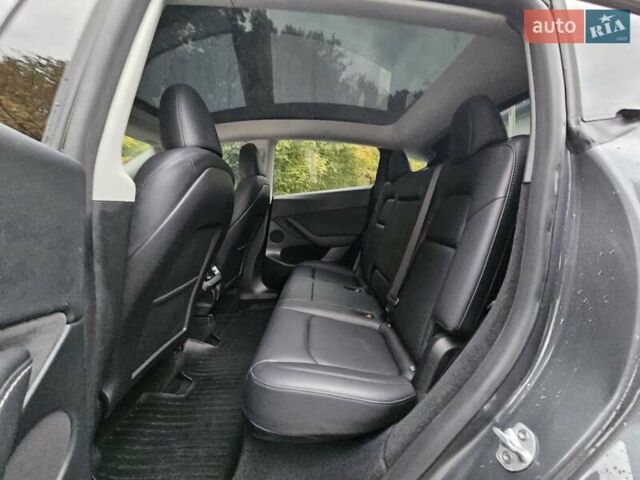 Серый Тесла Model Y, объемом двигателя 0 л и пробегом 32 тыс. км за 29500 $, фото 10 на Automoto.ua