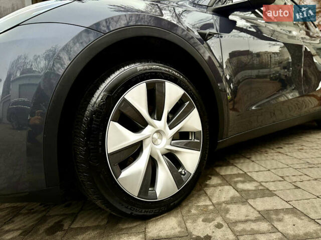 Сірий Тесла Model Y, об'ємом двигуна 0 л та пробігом 35 тис. км за 27999 $, фото 6 на Automoto.ua