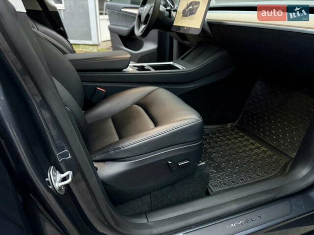 Сірий Тесла Model Y, об'ємом двигуна 0 л та пробігом 35 тис. км за 27999 $, фото 60 на Automoto.ua