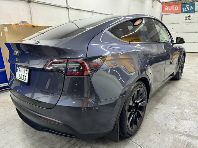 Серый Тесла Model Y, объемом двигателя 0 л и пробегом 16 тыс. км за 34000 $, фото 4 на Automoto.ua