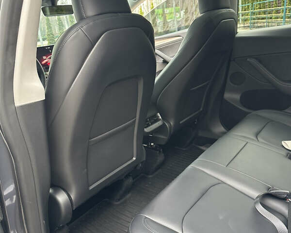 Серый Тесла Model Y, объемом двигателя 0 л и пробегом 22 тыс. км за 32000 $, фото 51 на Automoto.ua